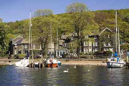 waterhead-hotel-from-lake-windermere