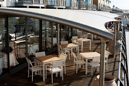 seattle-restaurant-deck2